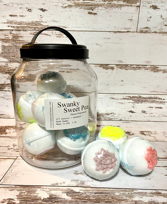Bomba de baño, guisante dulce ostentoso, flor empoderada, hecho a mano - 4oz